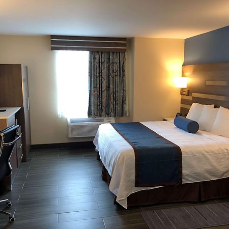 Best Western Plus Stadium Inn New York Exterior foto